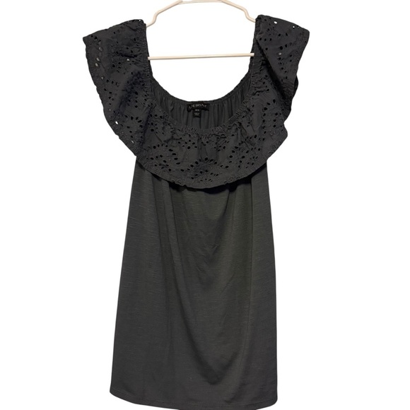 Lane Bryant Charcoal Gray Eyelet Ruffle Shoulder Top size 18/20 - Picture 1 of 4